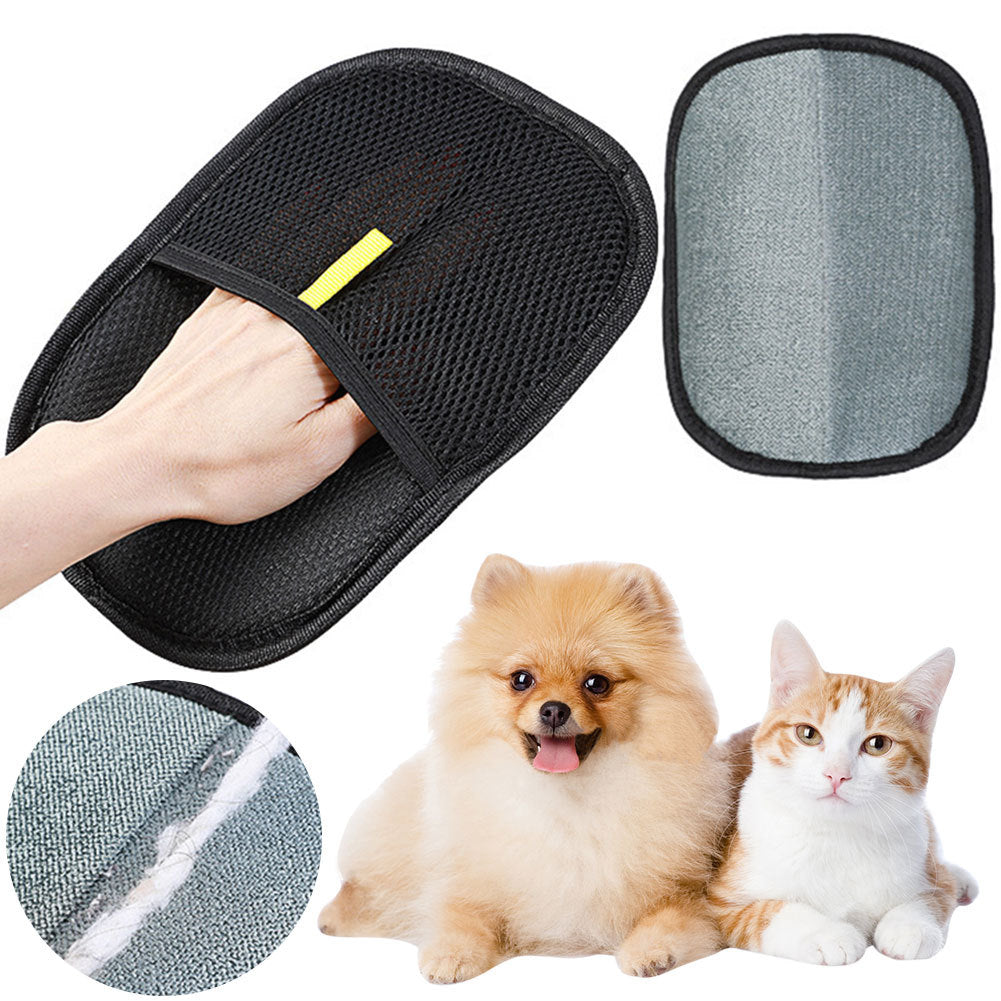 Reusable pet hair remover glove for dogs and cats – ideal for removing fur from clothes, furniture, and pet grooming.
